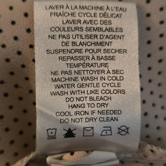 Jones & Co Polka Dot Blouse Plus Size V Neck Flutter Sleeve Lightweight Top 3X - Picture 5 of 5